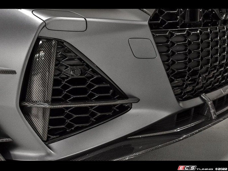 Carbon Fiber Lower Grille Trim