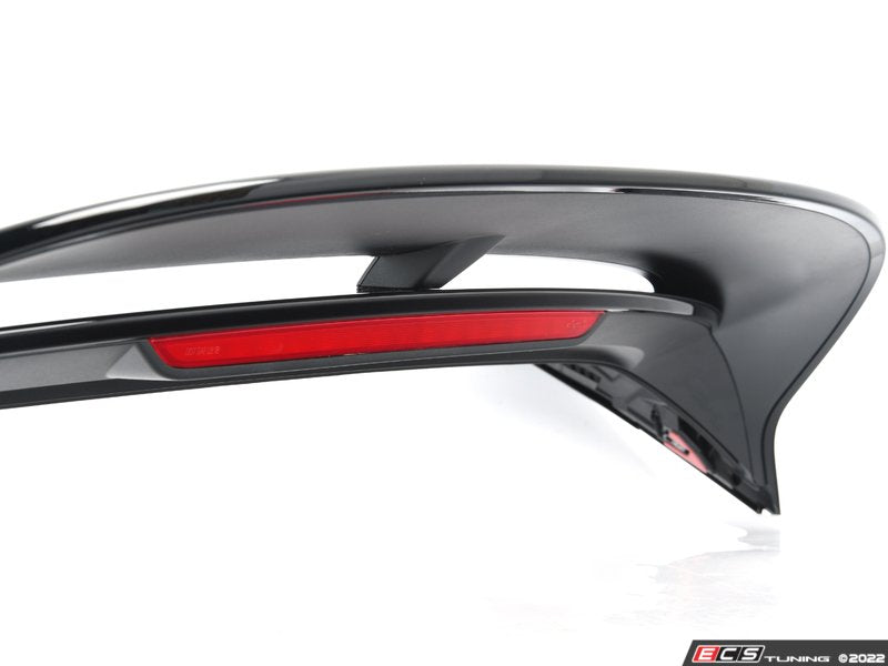 MK8 Golf R / Clubsport Rear Hatch Spoiler - Deep Black Pearl