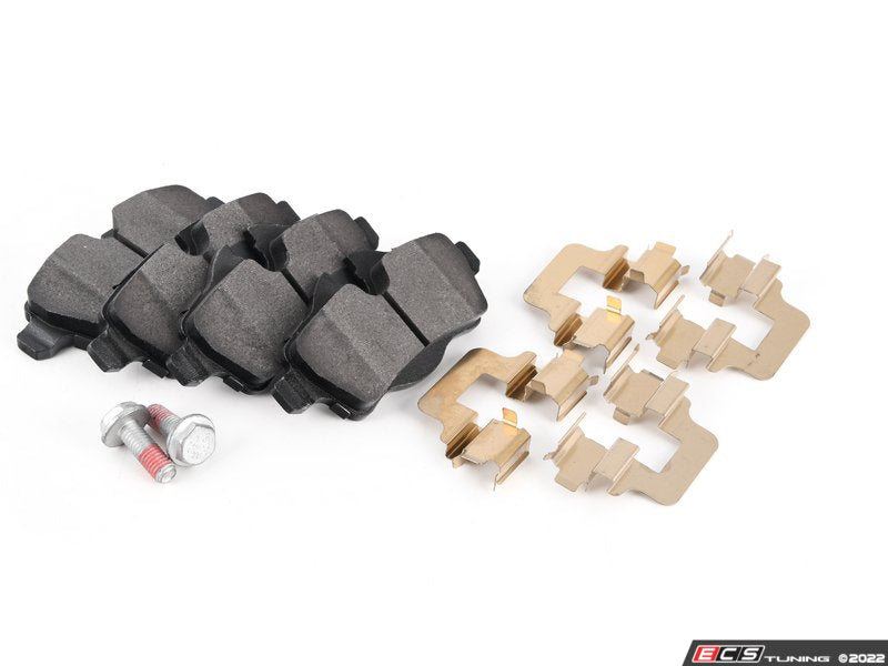 Rear Brake Pads Set P06052