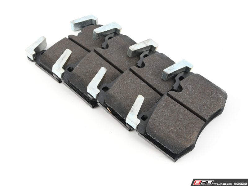 Front JCW Premium Low-Met OE Equivalent Pad Set P 06 068