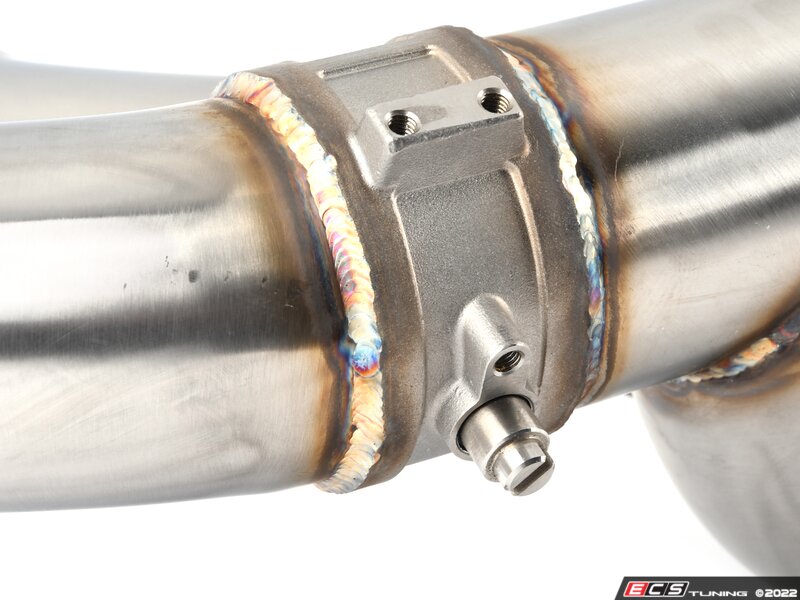 Dinan Free Flow Axle-Back Exhaust - Black Tips