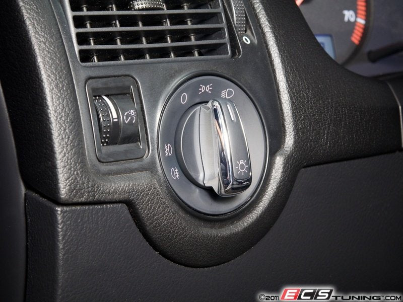 Standard European Headlight Switch - Chrome Trim