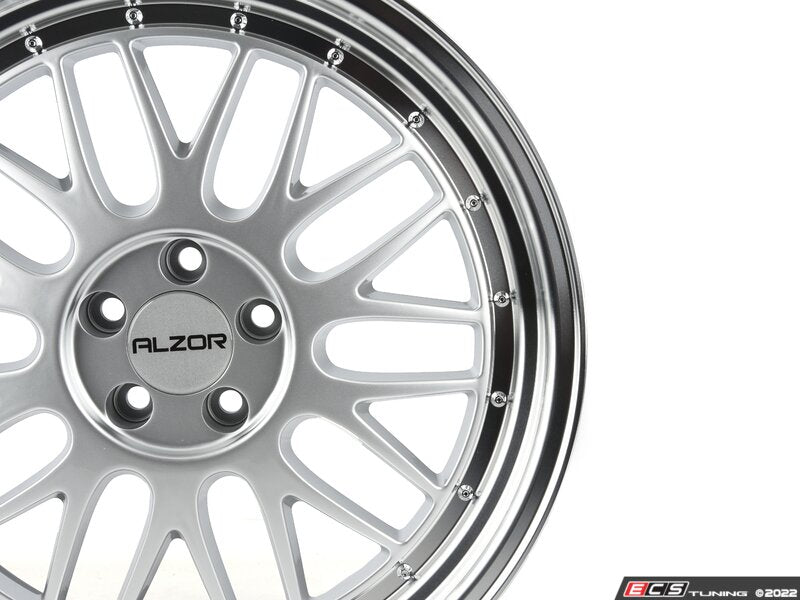 18" Style 020 Wheels - Set Of Four