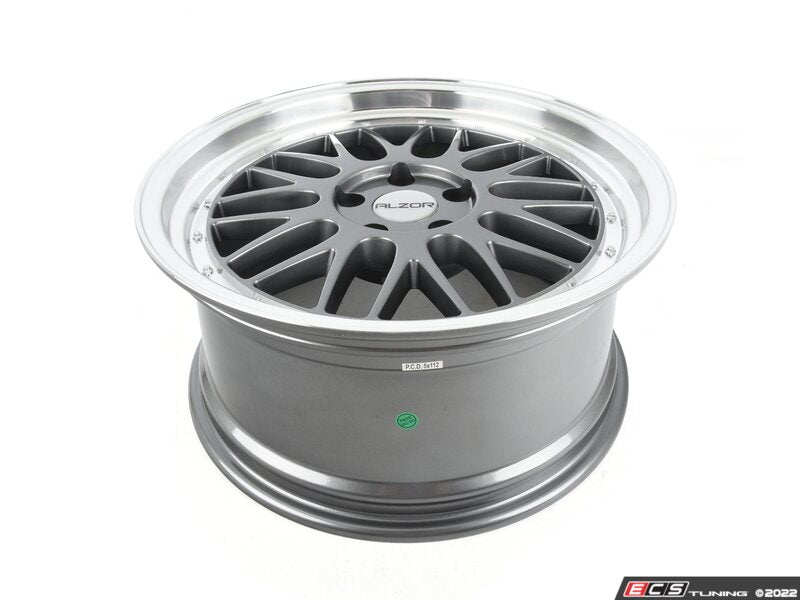 18" Style 020 Wheels - Set Of Four