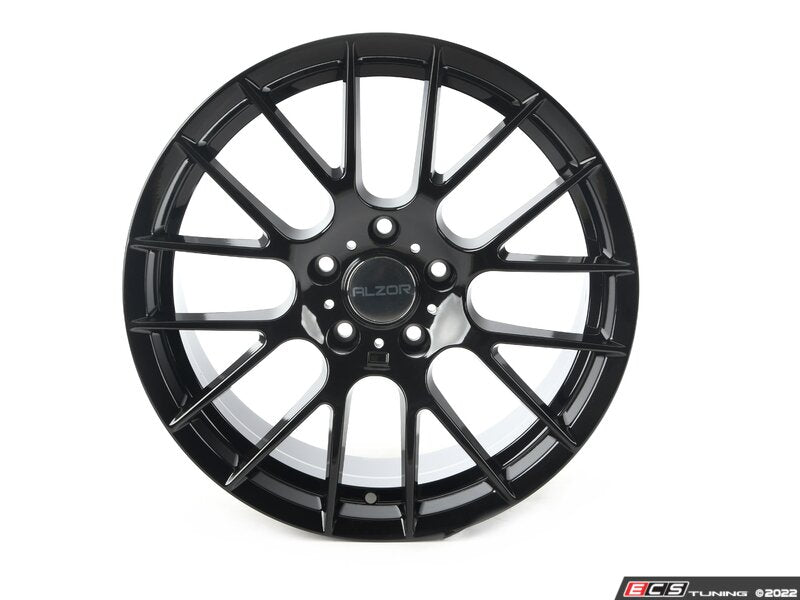 18" Style 030 Wheels - Set Of Four