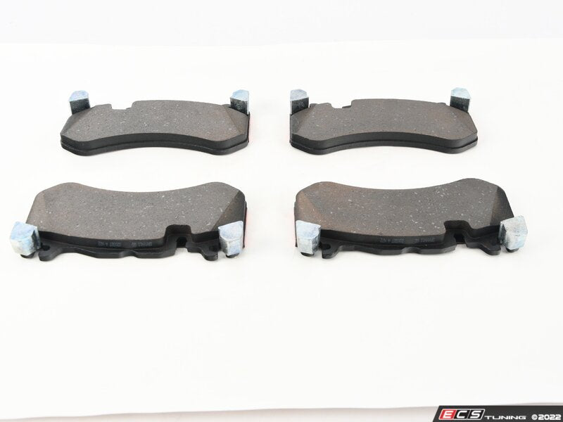 Front Brake Pad Set - Ceramic