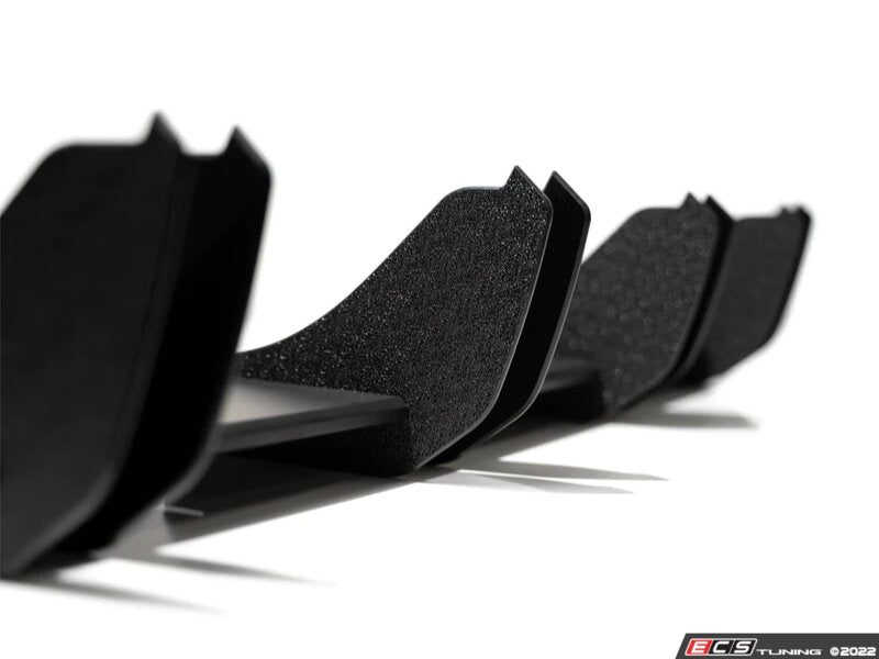 MK8 Golf R Flow-Lock Rear Diffuser