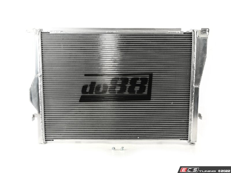 Aluminum Radiator - E90/92 M3