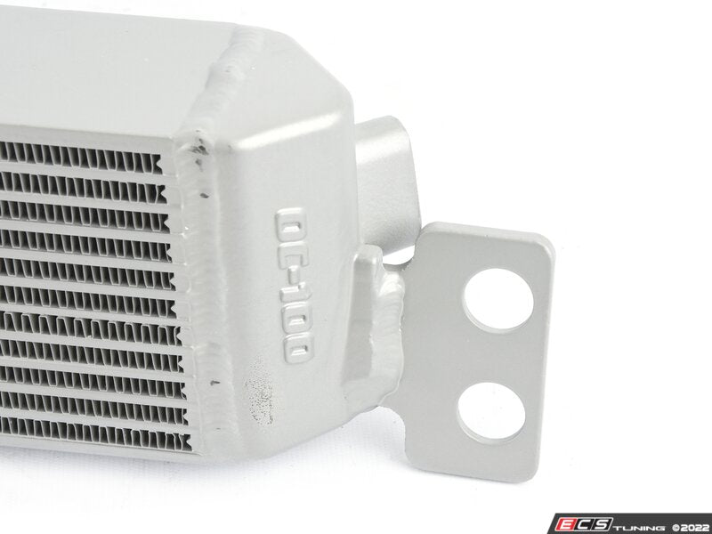 DO88 Race Oil Cooler - E90/E92 M3