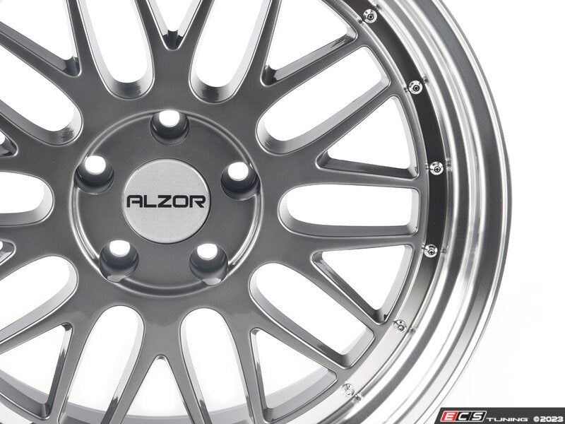 18" Style 020 Wheels - Set Of Four