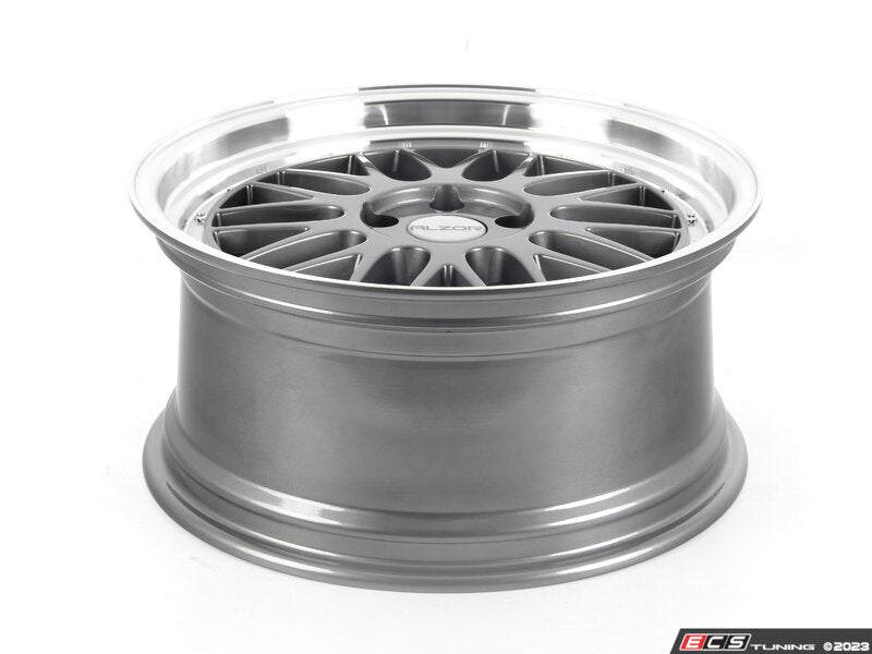 18" Style 020 Wheels - Set Of Four