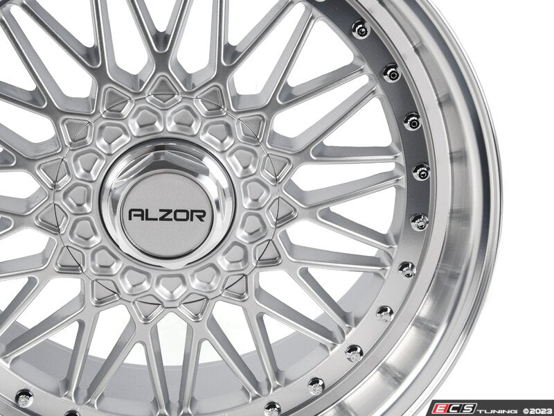 18" Style 010 Wheels - Set Of Four