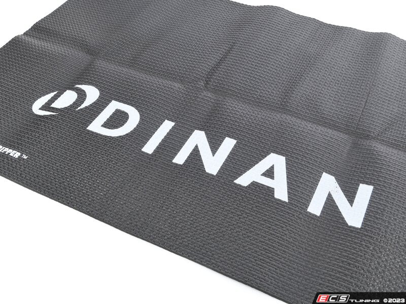 Dinan Fender Gripper Mat