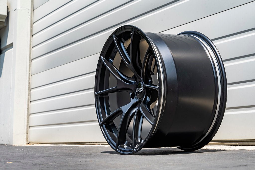 18x10.5" ET44 APEX VS-5RS Forged Porsche Wheel 5-Lug