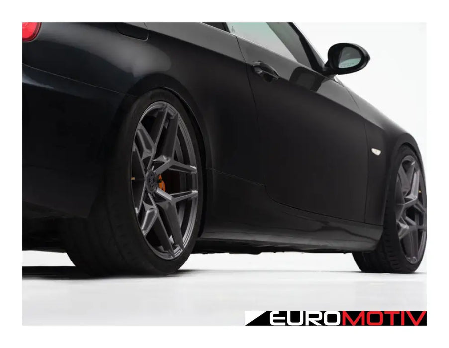 19’ Tekniform Style 013 - Staggered Set Of Four