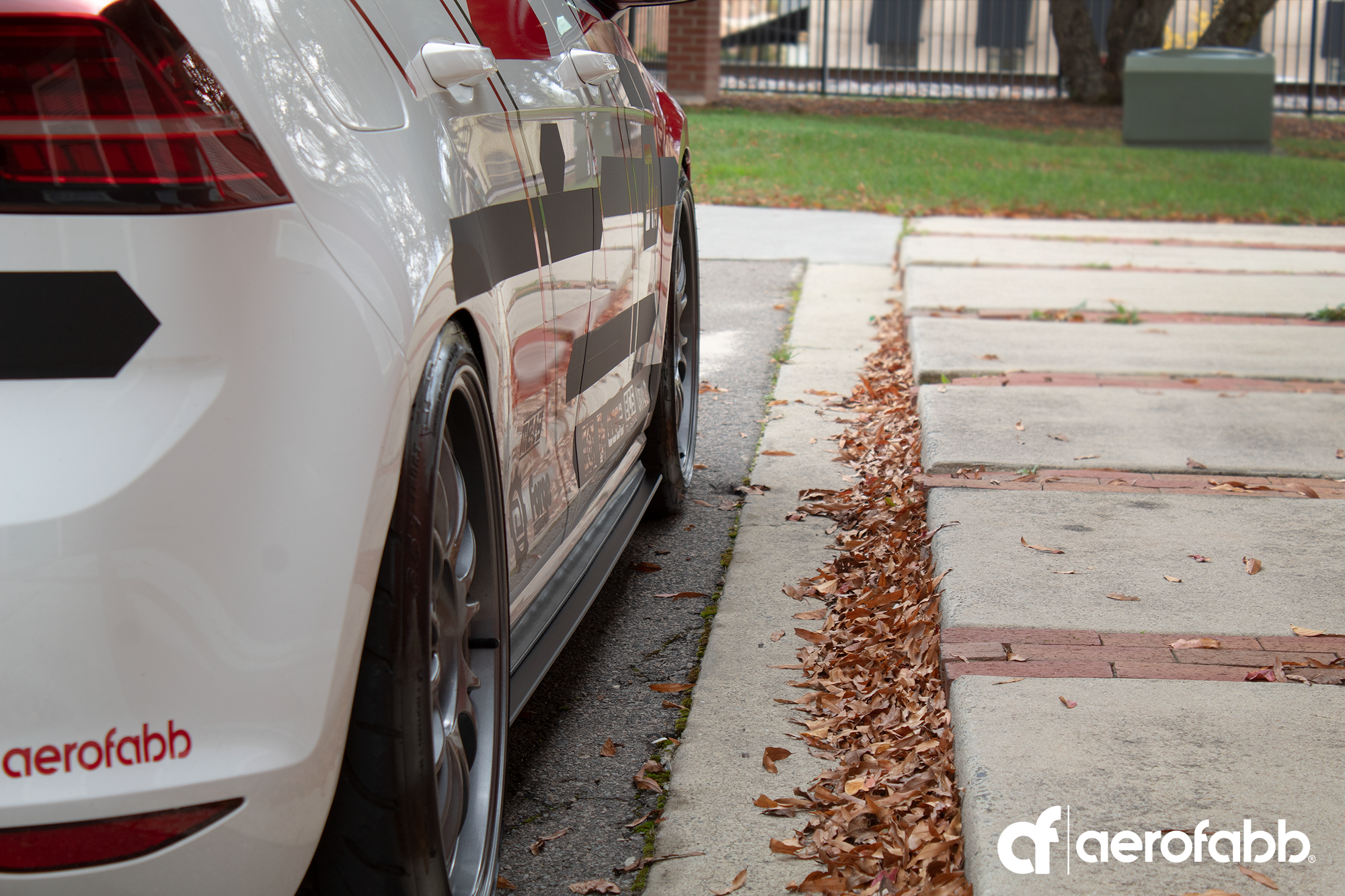 Side Splitters (VW MK7 / MK7.5 GTI)