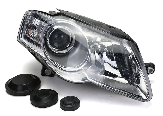 VW Headlight Assembly – Passenger Side (Halogen) (NSF) 3C0941006AE – TYC 206739001