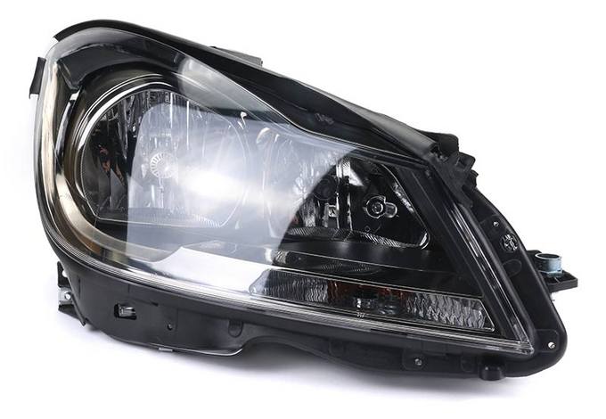 Mercedes Headlight Assembly – Passenger Side (Halogen) (Gray Bezel) (NSF) 2048200039 – TYC 209273901