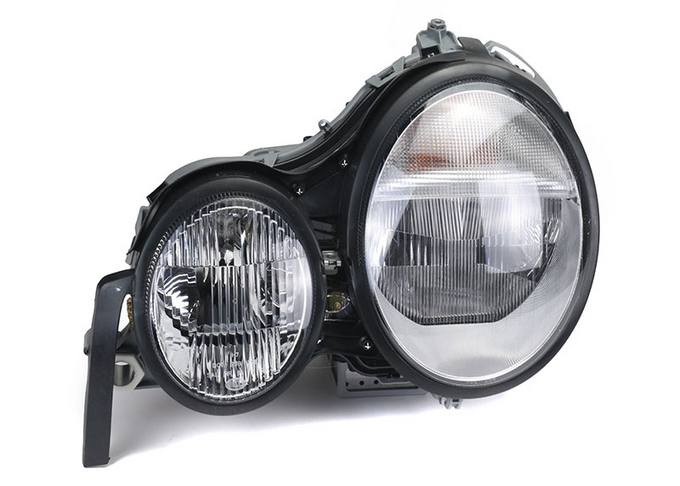 Mercedes Headlight Assembly – Driver Side (Xenon) 2108204961