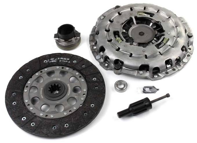 BMW Clutch Kit (4 Piece) 21207531844 – Luk 6243573000