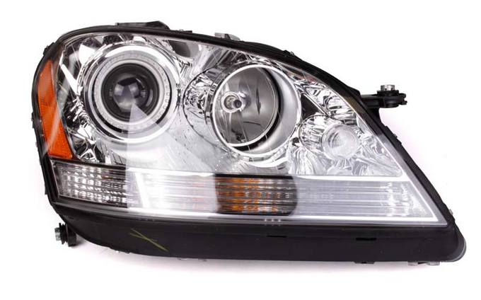 Mercedes Headlight Assembly – Passenger Side (Xenon) 164820226164 – Hella 263036461