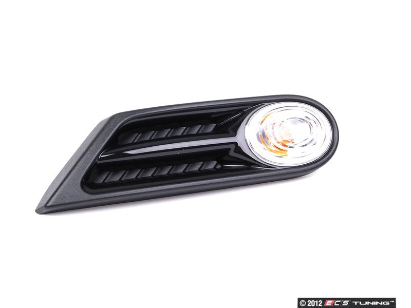 Side Turn Signal & Grille - Left