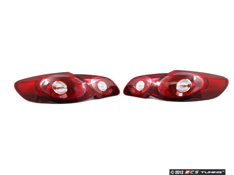 R-Line Tail Light Set