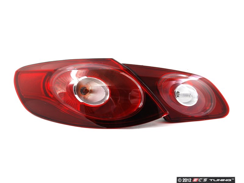 R-Line Tail Light Set