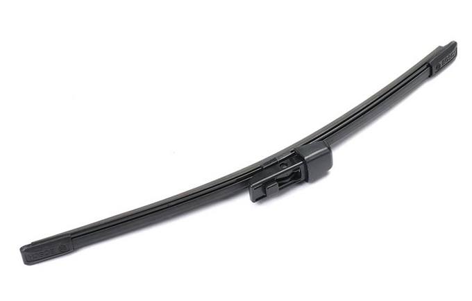 VW Windshield Wiper Blade – Rear (11in) 5K6955427A – Bosch MicroEdge A282H