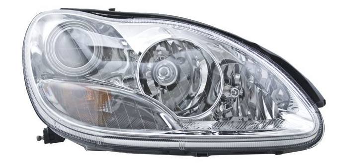 Mercedes Headlight Assembly – Passenger Side (Xenon) 2208205261 – Hella 354458041