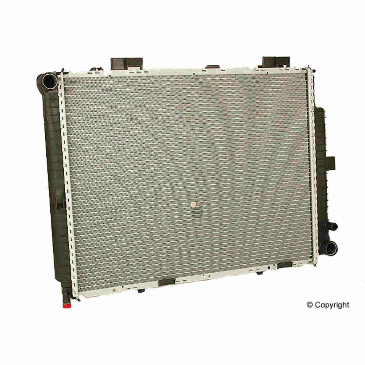 Mercedes Radiator 2105001203 – Behr Premium 376711151