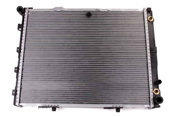 Mercedes Radiator 2105001203 – Behr Premium 376711151