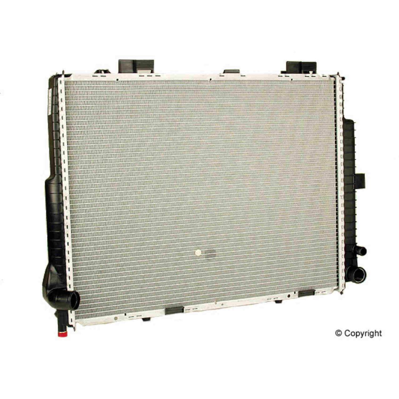 Mercedes Radiator 2105004703 – Behr Premium 376712401