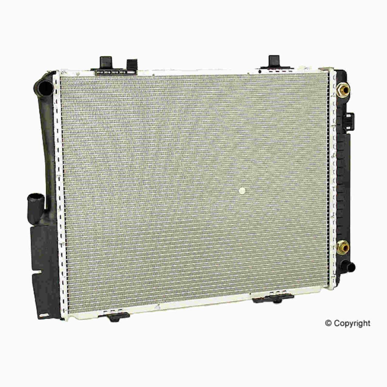 Mercedes Radiator 2015006403 – Behr Premium 376712531