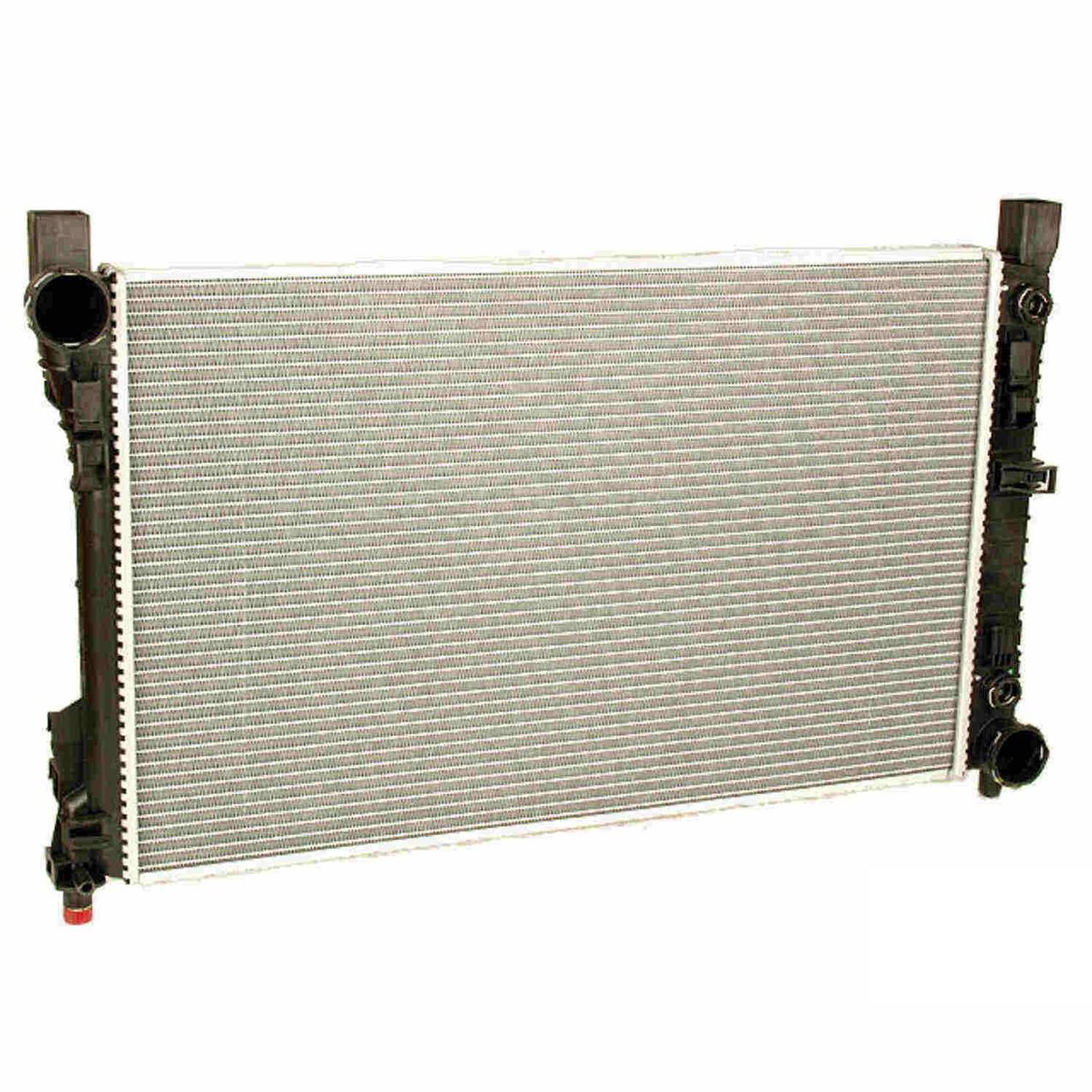 Mercedes Radiator 376714331 – Behr Hella Service