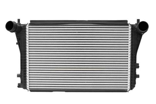 Audi VW Intercooler 376746721 – Behr Hella Service