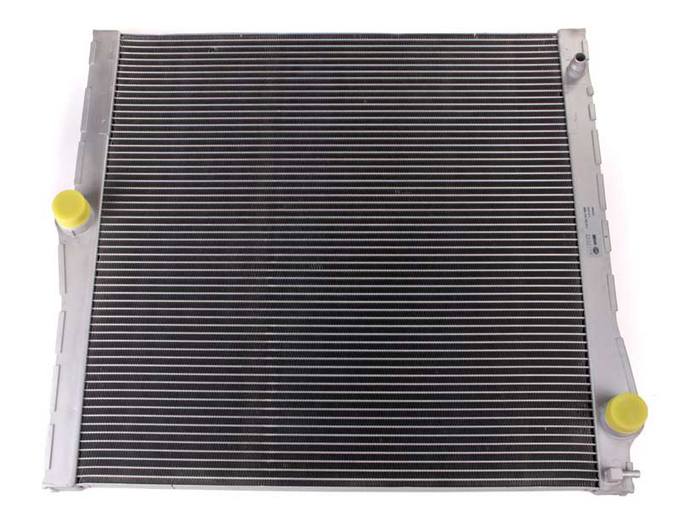 BMW Radiator 17117585036 – Behr 376753011