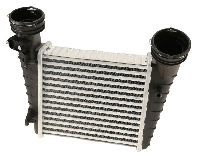 VW Intercooler 8D0145805D – Behr 376776611