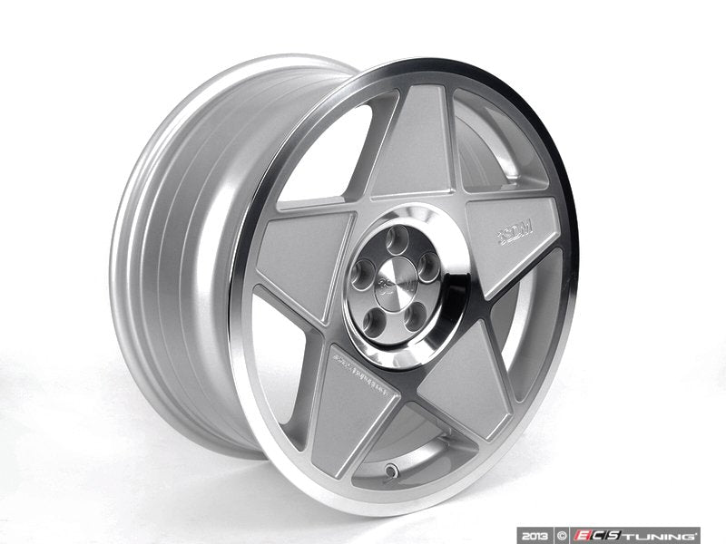 18" Style 0.05 Wheels - Square Set Of Four