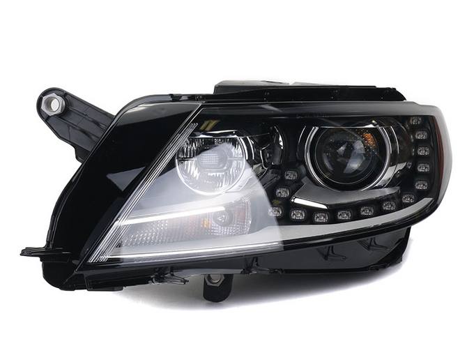 VW Headlight Assembly – Driver Side (Xenon) (Adaptive) 3C8941753S