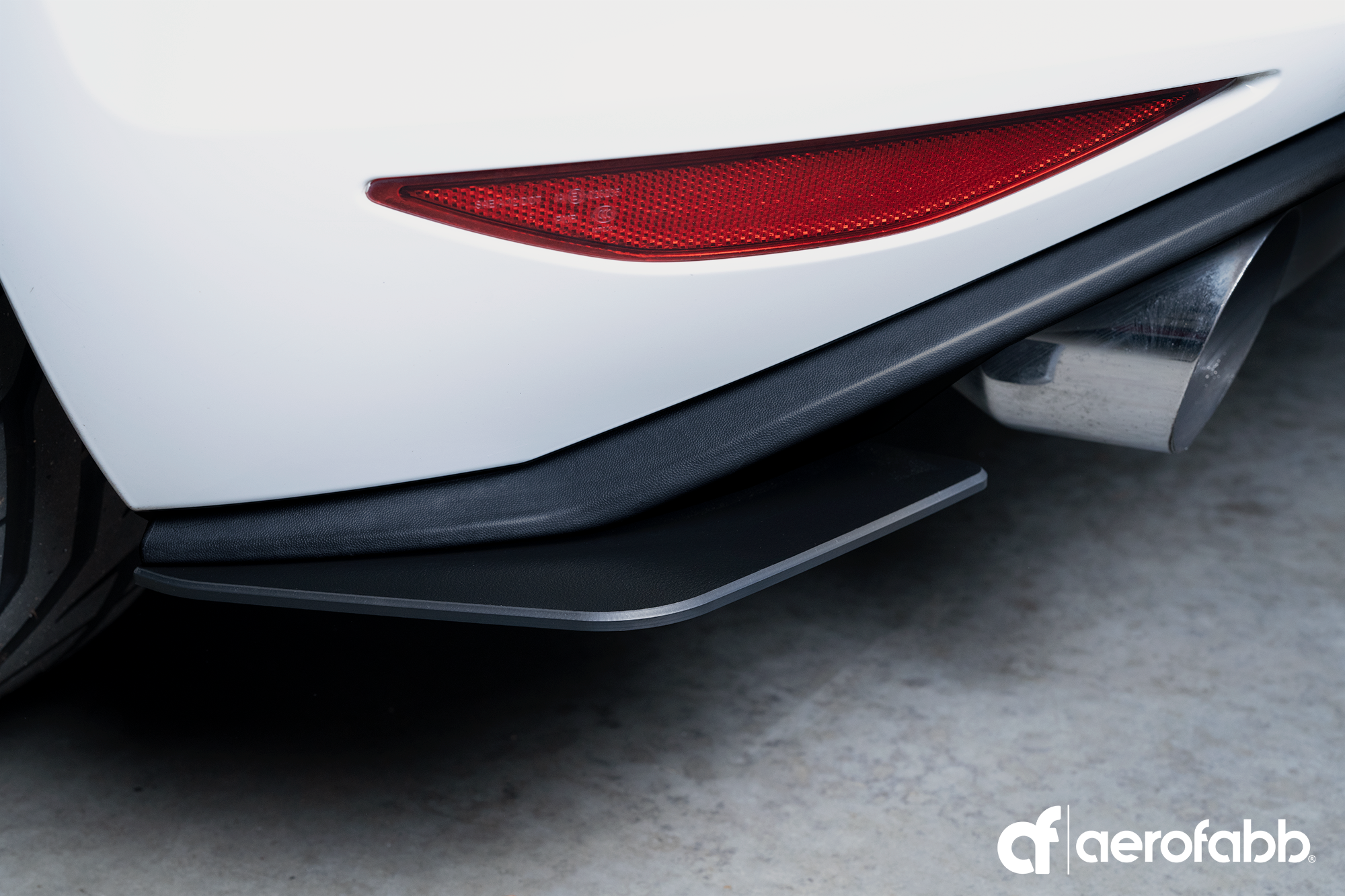 Rear Bumper Spats (VW MK7 GTI)