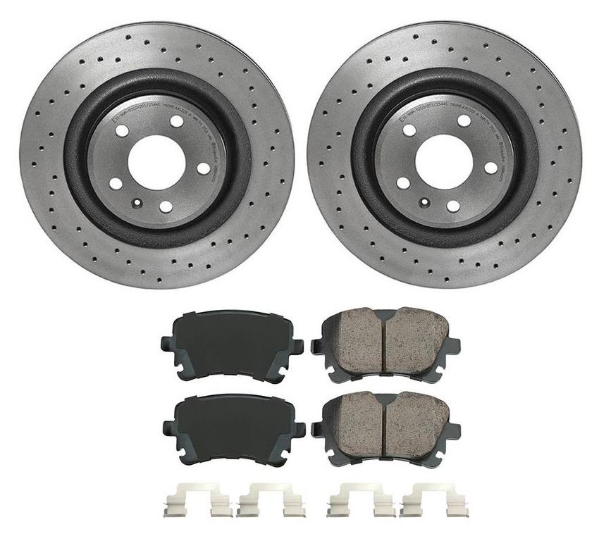 Audi Disc Brake Pad and Rotor Kit – Rear (330mm) (Xtra) (Ceramic) (EURO) 8K0698451G – Akebono Euro Ultra-Premium 4122346KIT