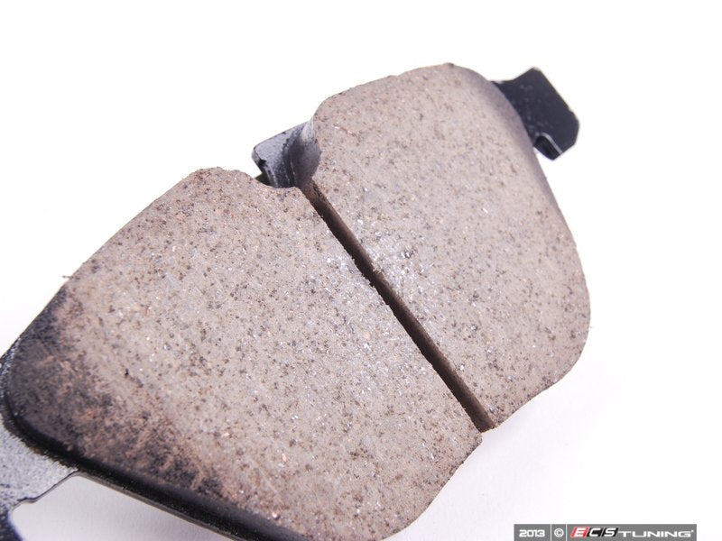 Front & Rear Euro Ceramic Brake Pad Kit