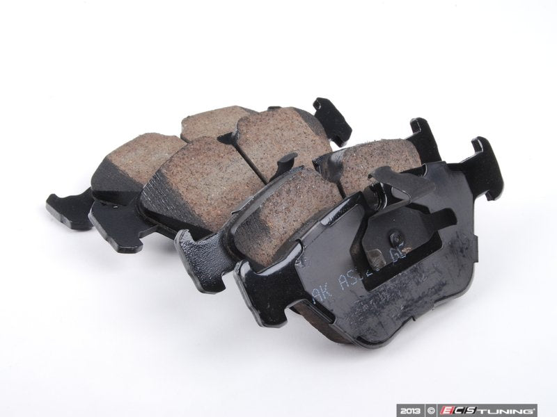 Front & Rear Euro Ceramic Brake Pad Kit