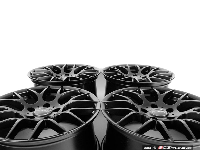 19" Style 030 Wheels - Staggered Set Of Four