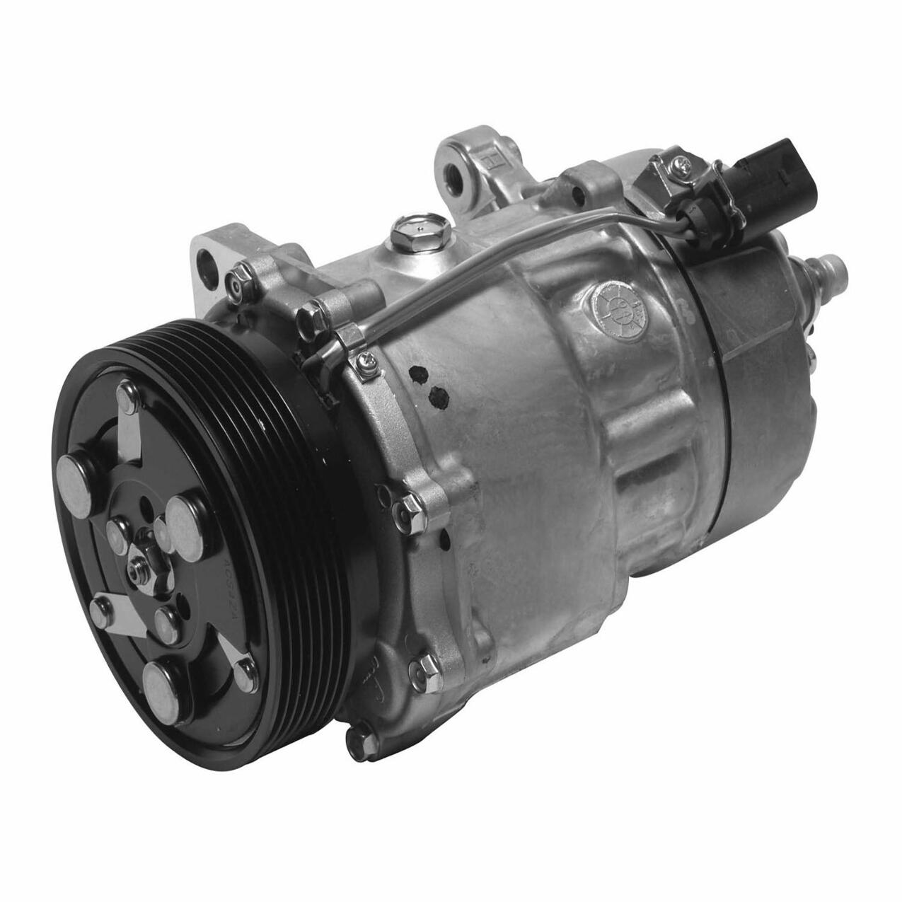 VW A/C Compressor and Clutch 357820803R – Denso 4717002