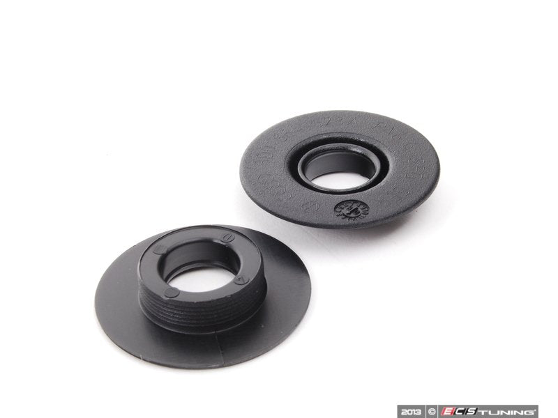 VW / Audi Oval Floor Mat Securing Hardware Set