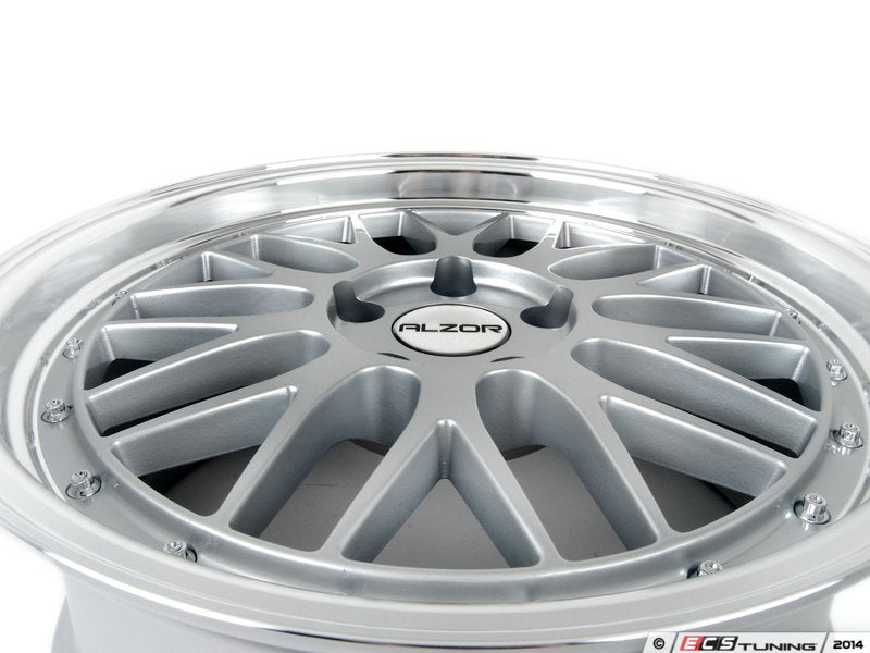 18" Style 020 Wheels - Set Of Four