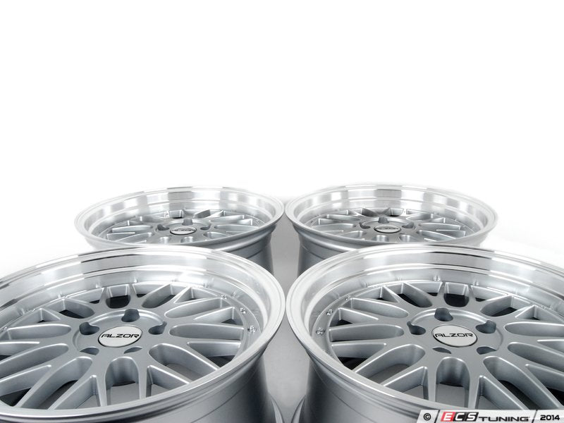 18" Style 020 Wheels - Set Of Four