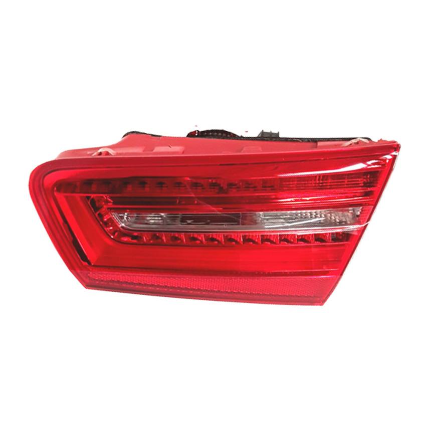 Tail Light Assembly – Pasenger Side (Inner)